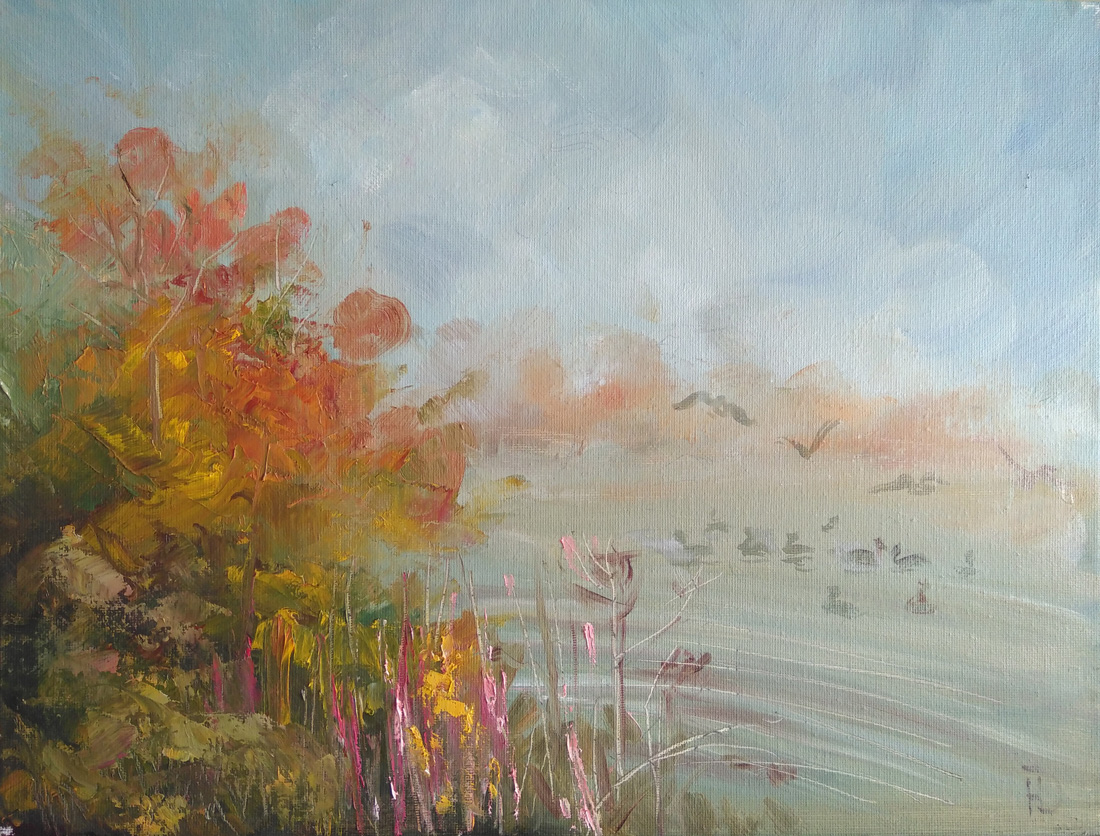 Пейзаж с осенним озером, где-то там в тумане жизнь идёт своим чередом на картине художника Нины Дивинской (Волгоград)