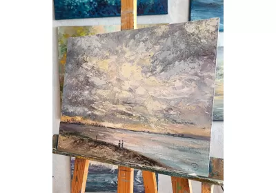 Холст на картоне с изображением рассвета над Волжской ГЭС