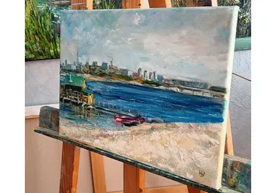 Живописный волжский пейзаж с панорамой города Волгограда маслом на холсте