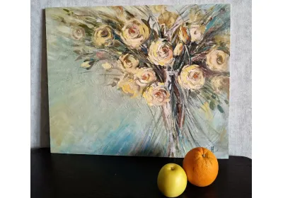 Интерьерная картина маслом с букетом кремовых роз.