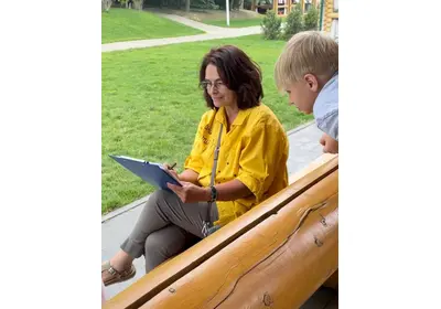 Коллекционирование эмоций в лёгких портретах художника Нины Дивинской.