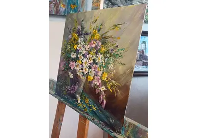 Картина Очарование скромности в современном интерьере: настенное панно, масляные краски