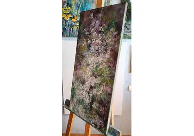 Холст на подрамнике с абстрактным изображением лёгких белых цветов