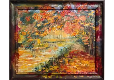 Изображение картины "Золотой Прудик" с золотыми листьями и отражениями в воде." в раме.